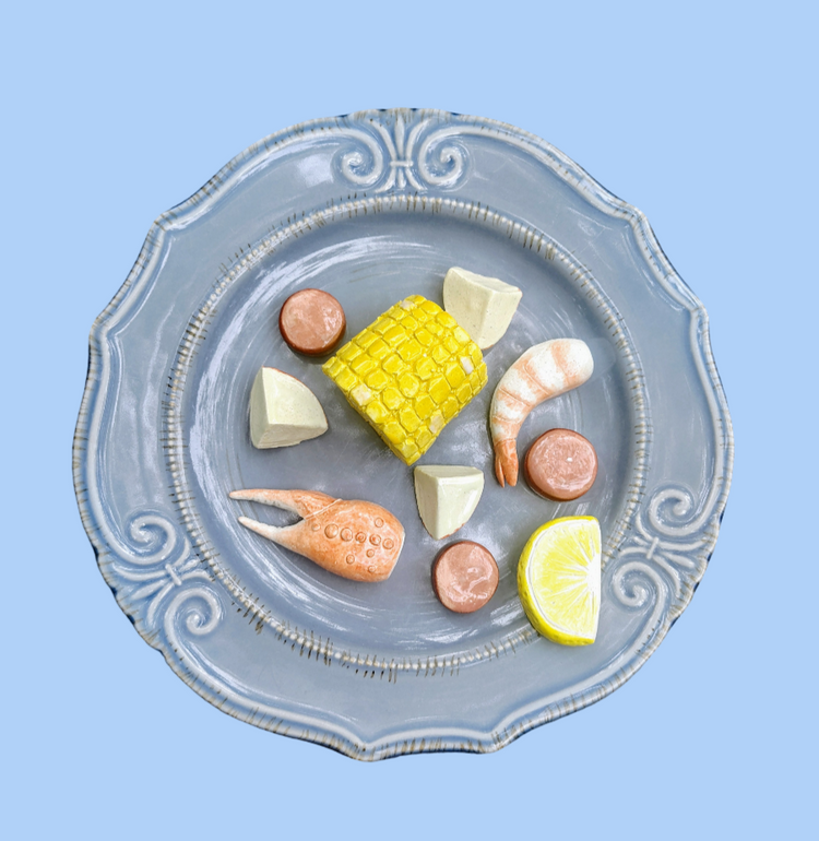 'Newspaper Feast' Girl Dinner #442